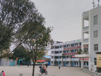 南充應(yīng)用技術(shù)幼兒師范職業(yè)學(xué)校2023年學(xué)費(fèi)、收費(fèi)多少