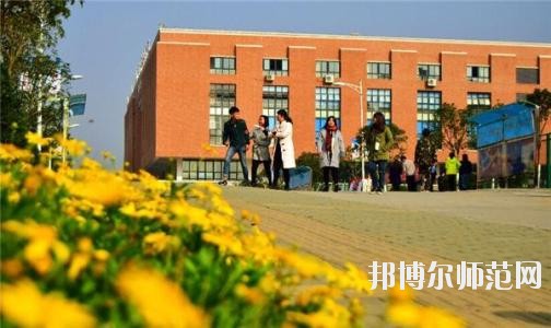 四川五月花專修師范學(xué)院2020年報(bào)名條件、招生要求、招生對(duì)象